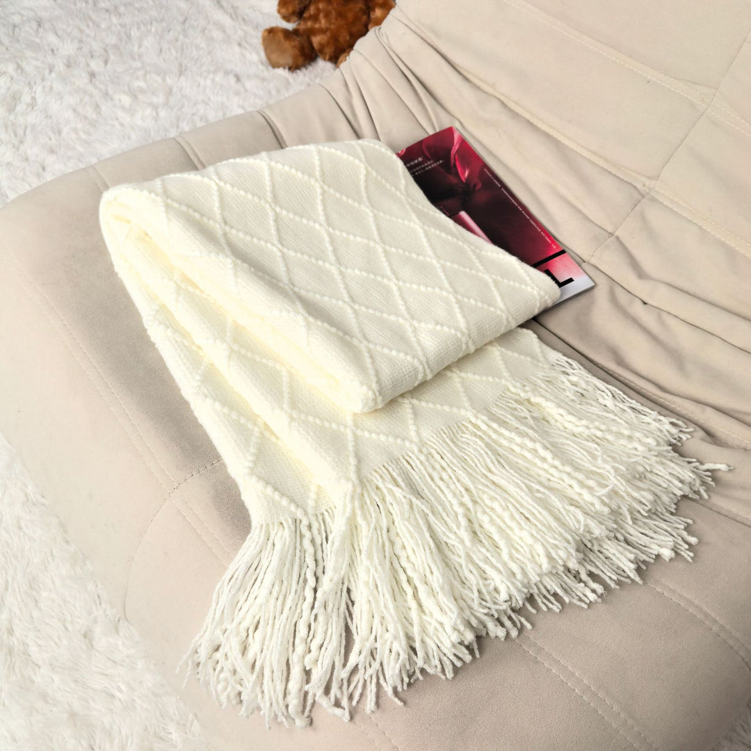 Luxurious Textured Knit Scarf Kalsten