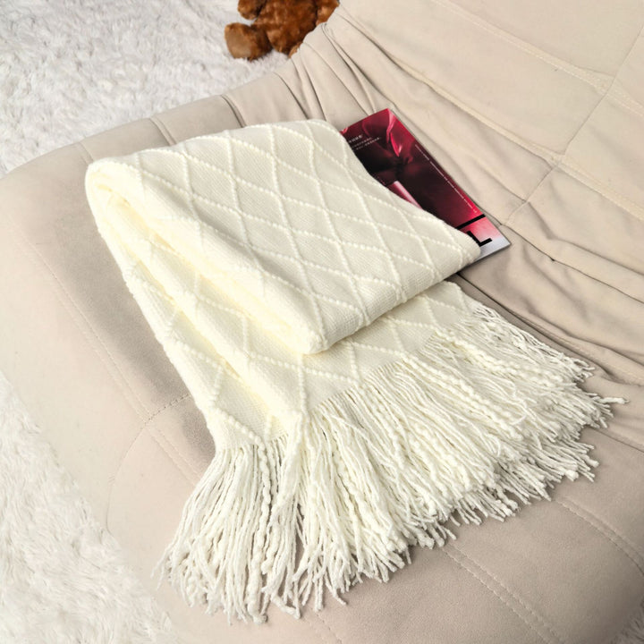 Elegant Textured Knit Scarf Kalsten