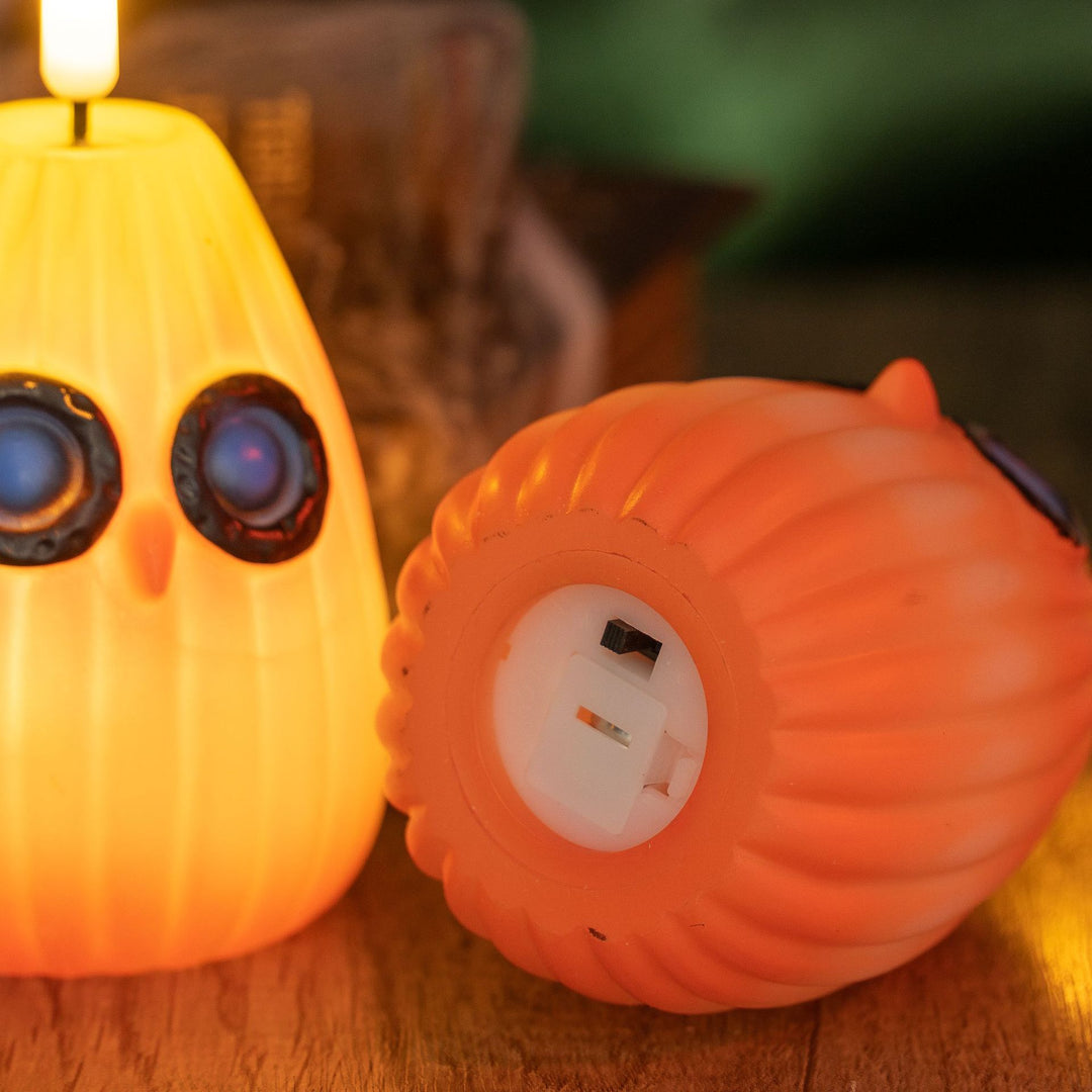 Creepy LED pumpkin lantern