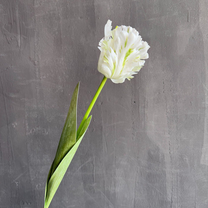 Lifelike Floral Accent