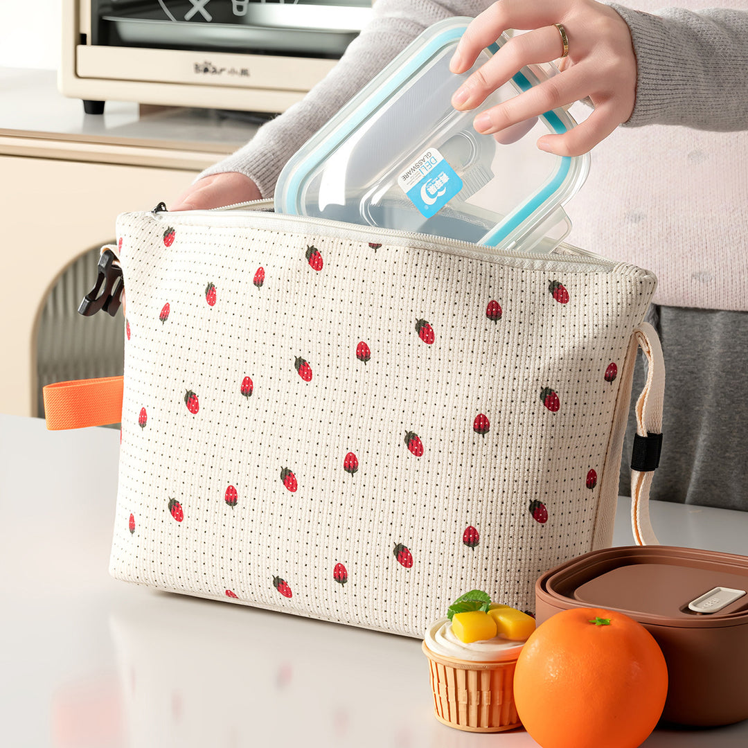 Insulated Lunch Carrier Bag with Fun Strawberry Design Kalsten
