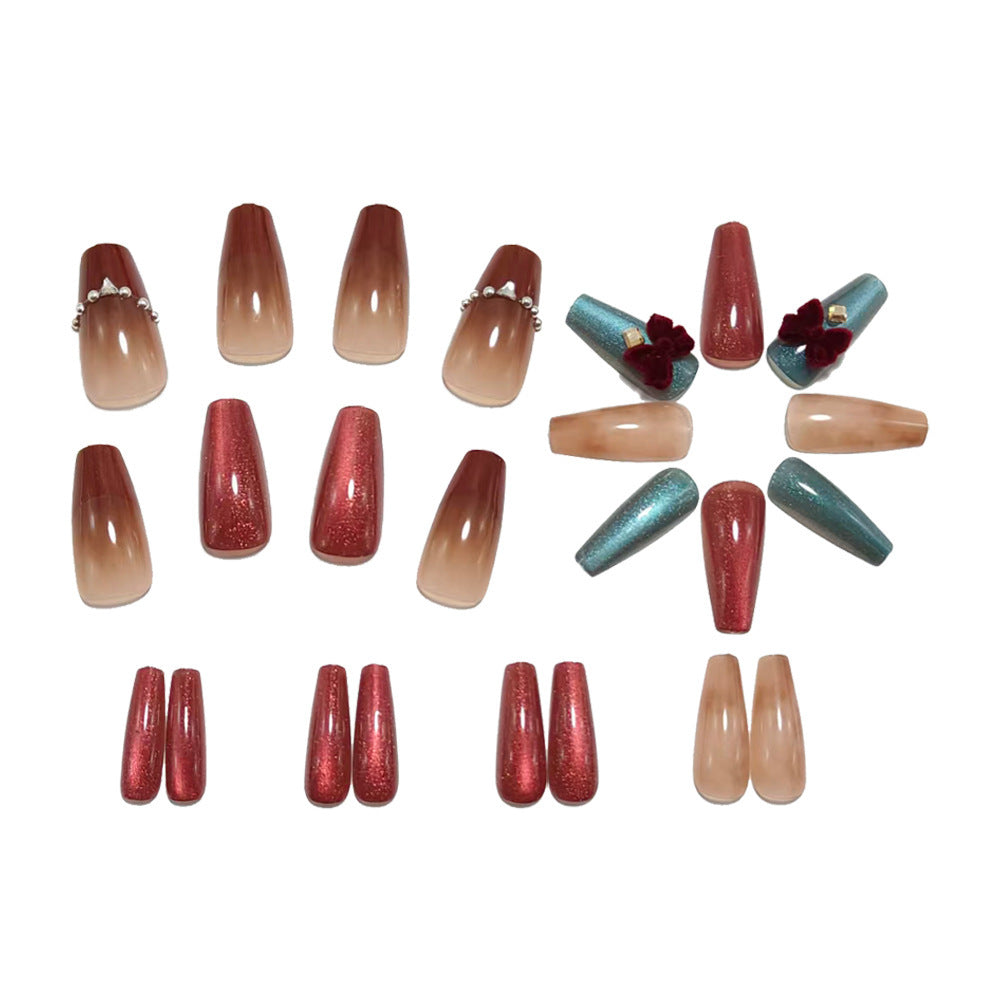 Artificial nails in elegant glamour design Kalsten
