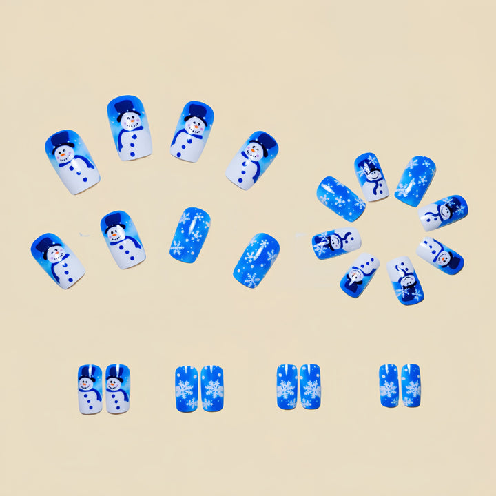 Festive Winter-Themed Nail Art Kalsten