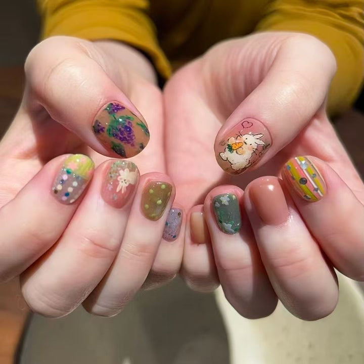 Artistic Cat-Themed Press-On Nail Art Set Kalsten