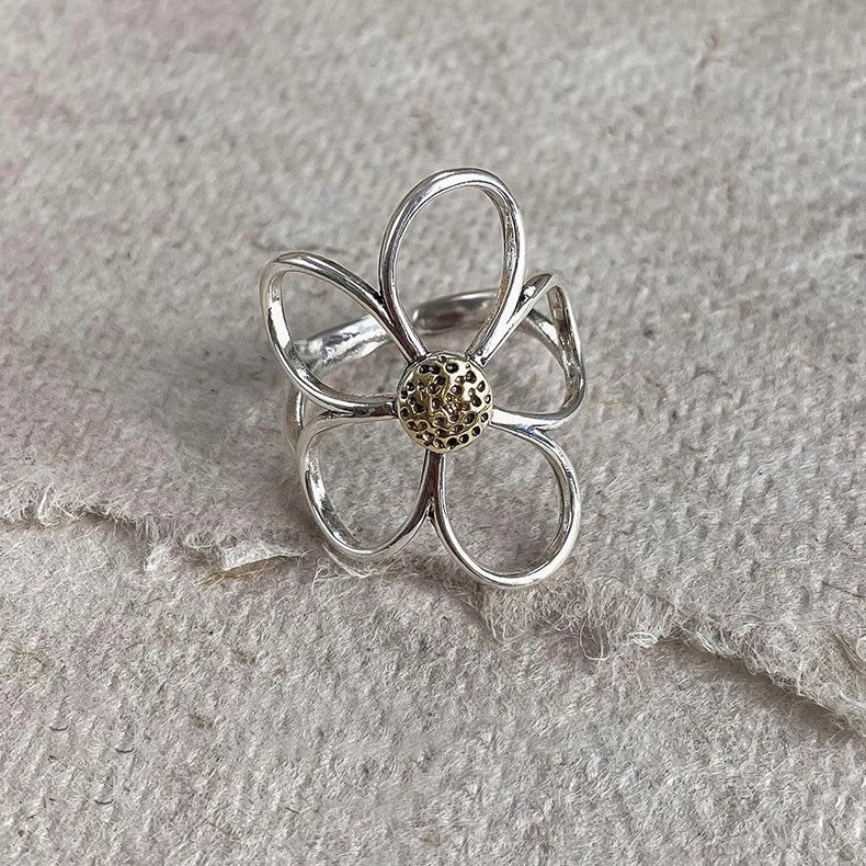 Stylish Floral Ring Kalsten