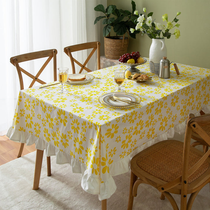 Ruffled Floral Pattern Tablecloth