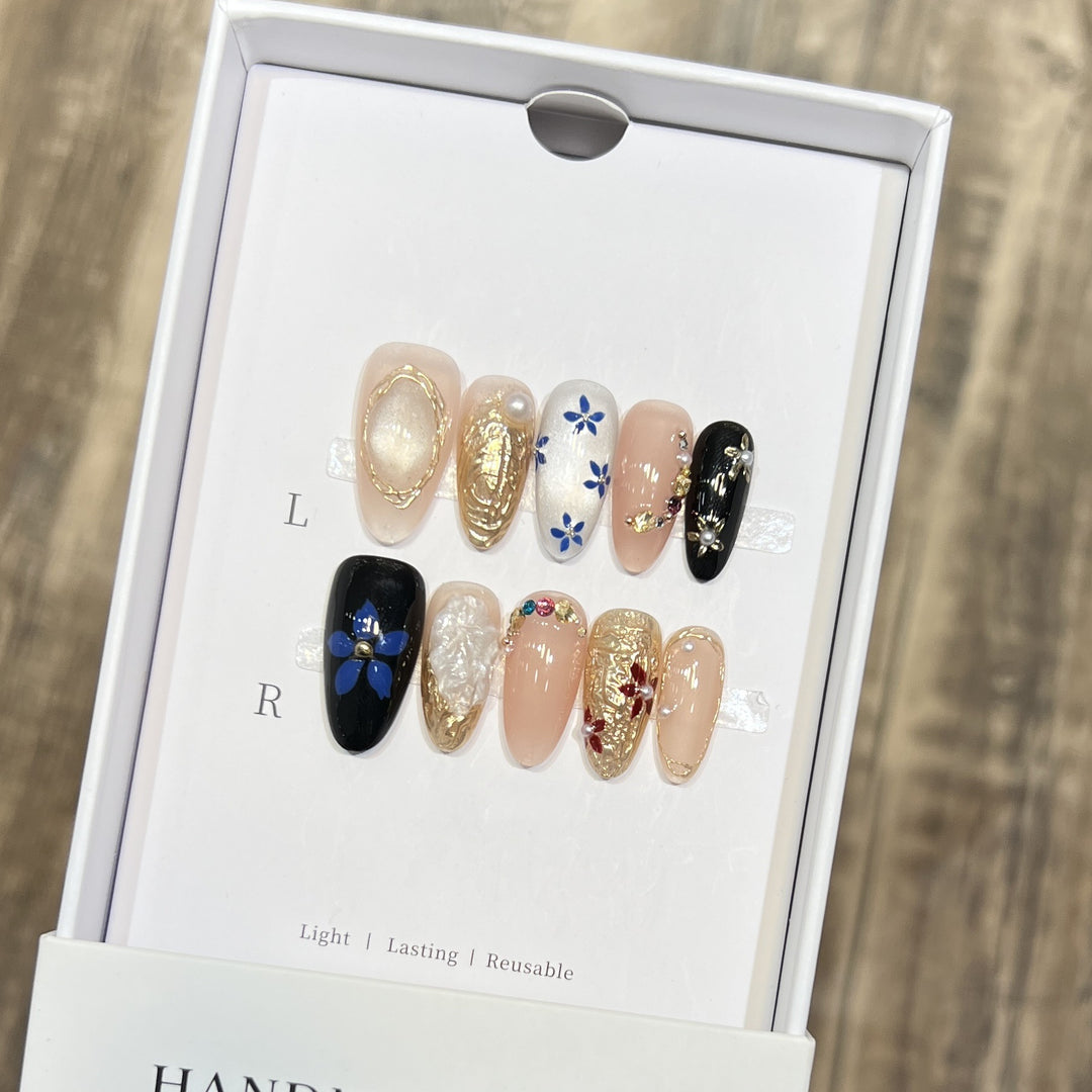 Elegant Floral Press-On Nail Set Kalsten