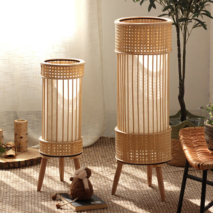 Stylish floor lamp in modern design Kalsten