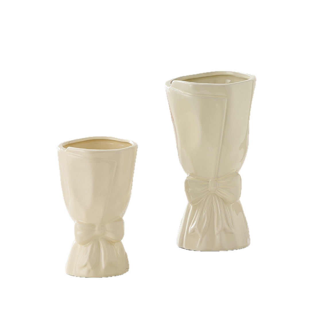 Elegant ceramic flower vase Kalsten