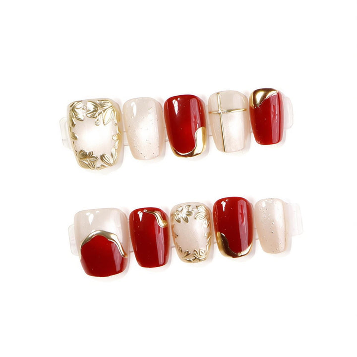 Decorative Press-On Nail Art Set with Gold Accents Kalsten