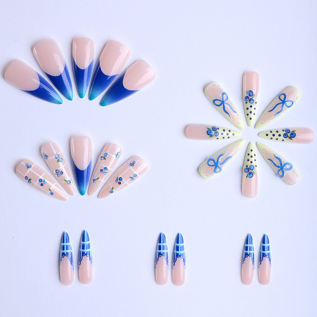 Artificial nails with playful design and elegant accents Kalsten