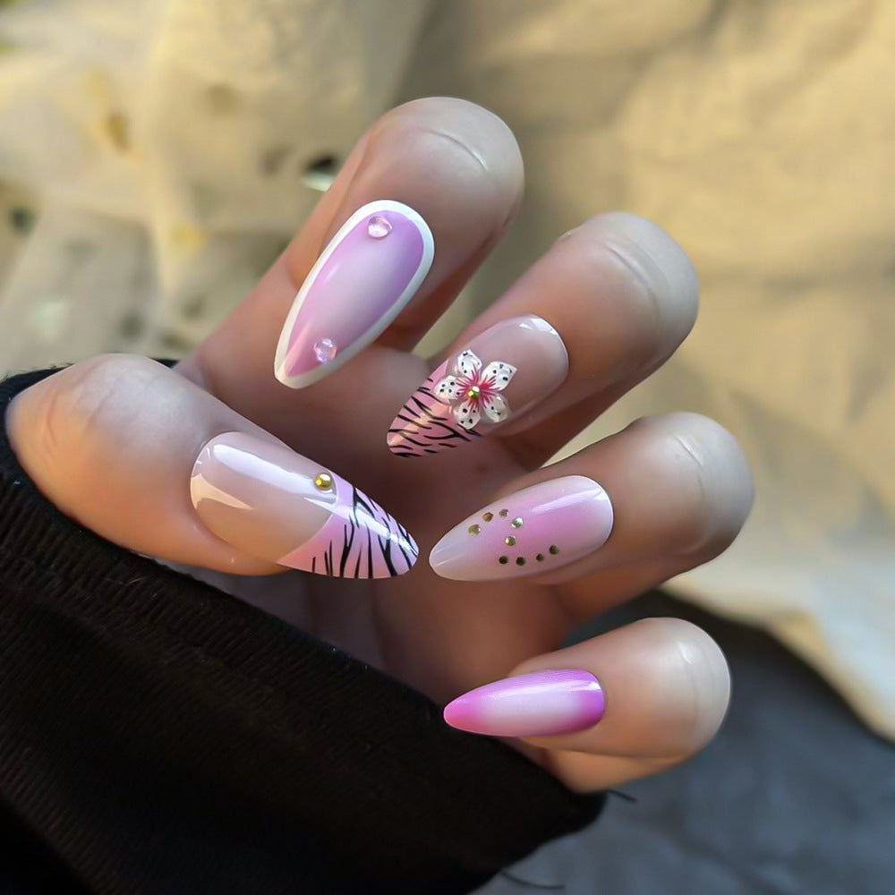 Artistic Press-On Nail Art Collection Kalsten