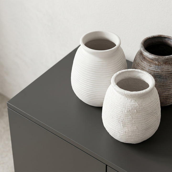 Handcrafted ceramic vase Kalsten