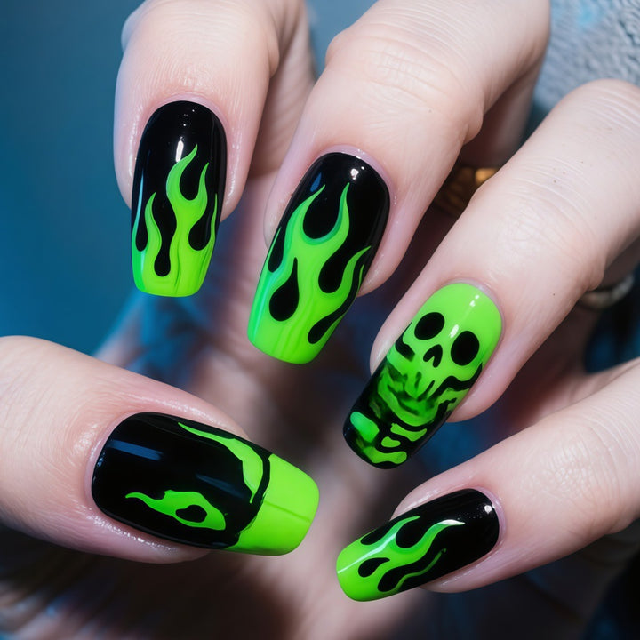 Artificial nails with spooky flame design Kalsten