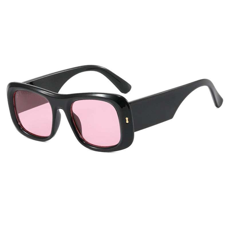 Women's square sunglasses with reflective protective lenses and modern frame construction Kalsten
