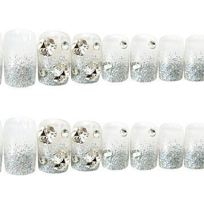 Rhinestone-Embellished Press-On Nail Art Kalsten