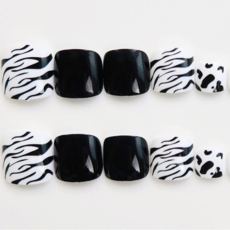 Zebra Print Decorative Press-On Toenails Kalsten