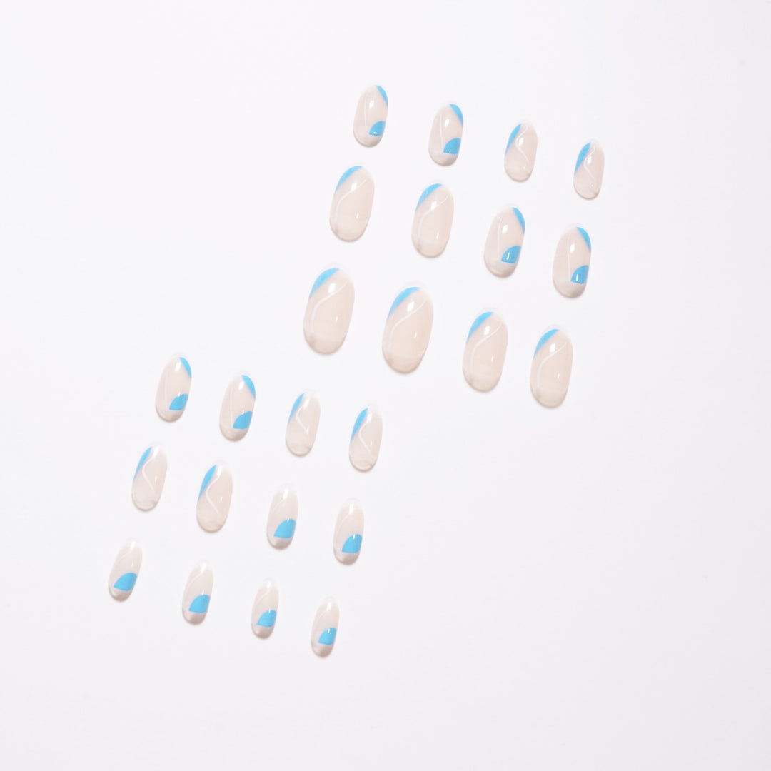 Trendy Nail Art with Modern Wave Pattern Kalsten