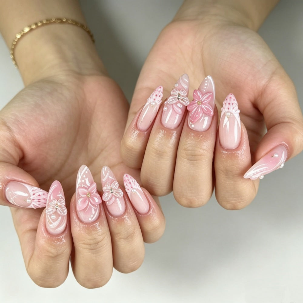 Artificial nails with romantic flower and butterfly accents Kalsten