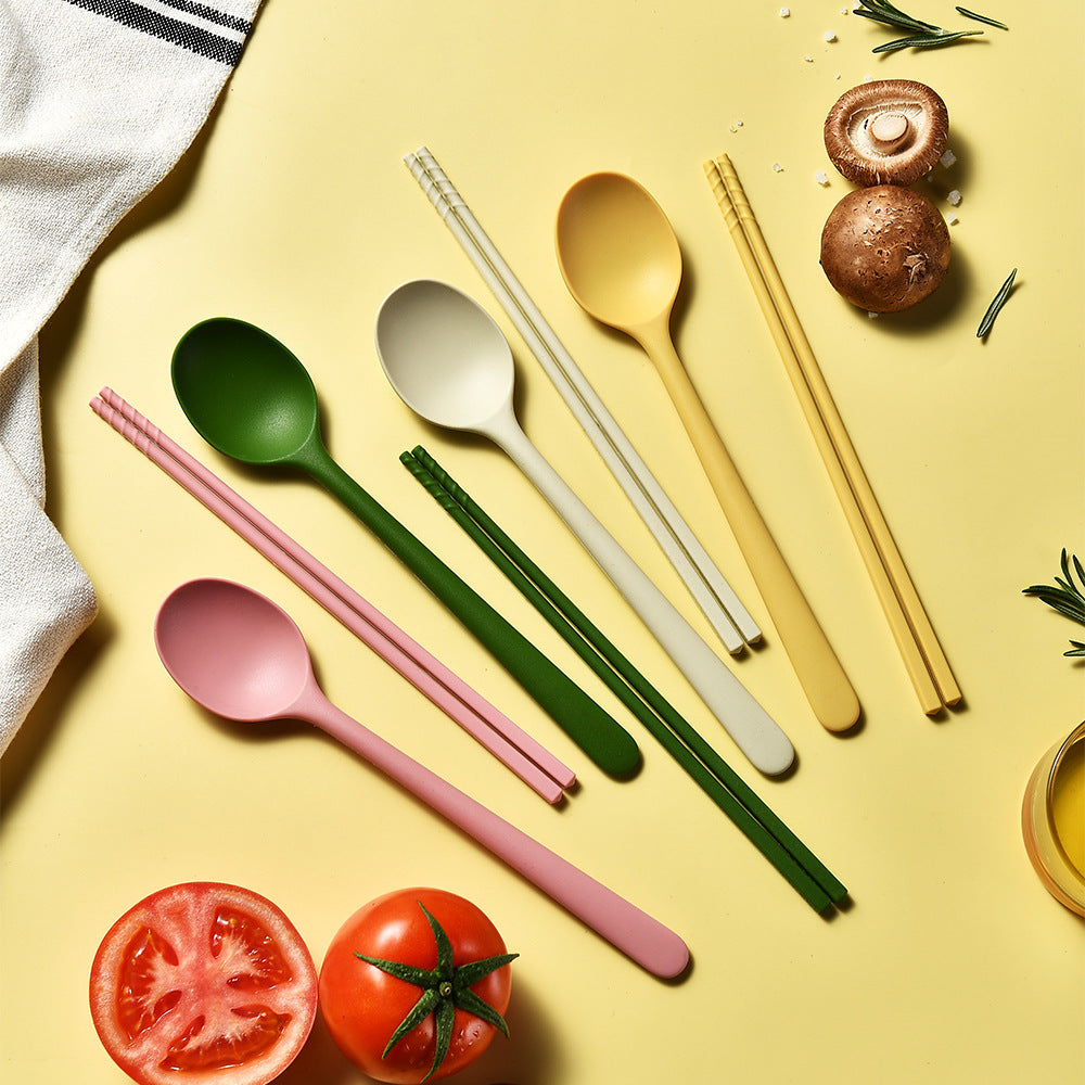 More Elegant and Ergonomic Spoon Made of High-Quality Plastic Kalsten