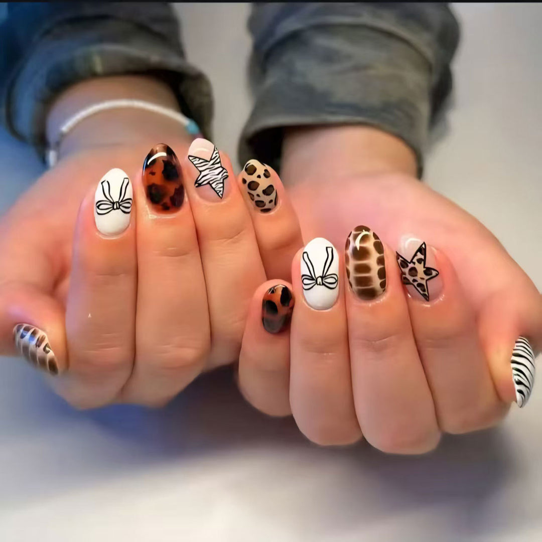 Artistic Animal Print Nail Art Kit