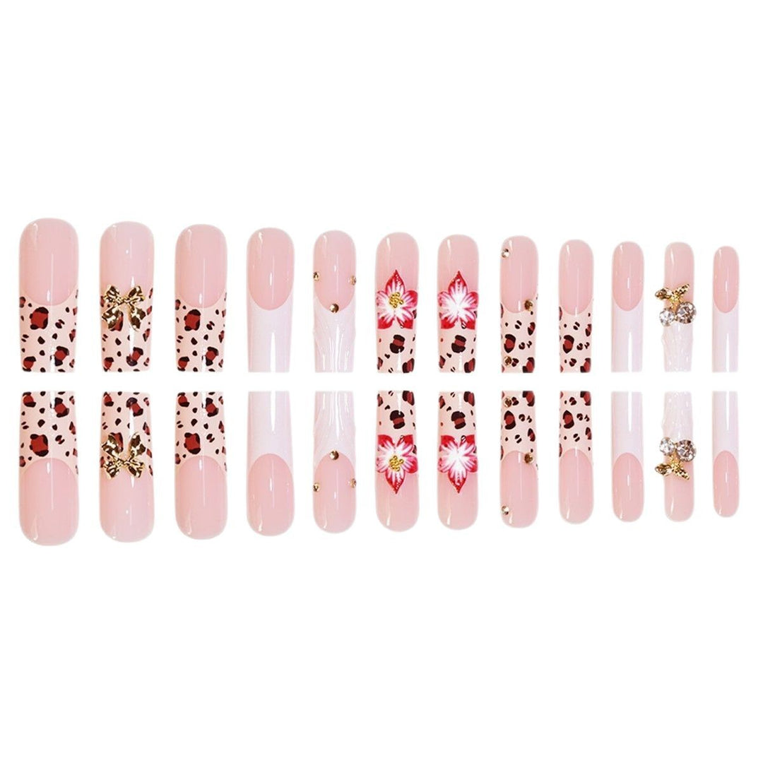 Artistic 3D Floral Press-On Nail Extensions Kalsten