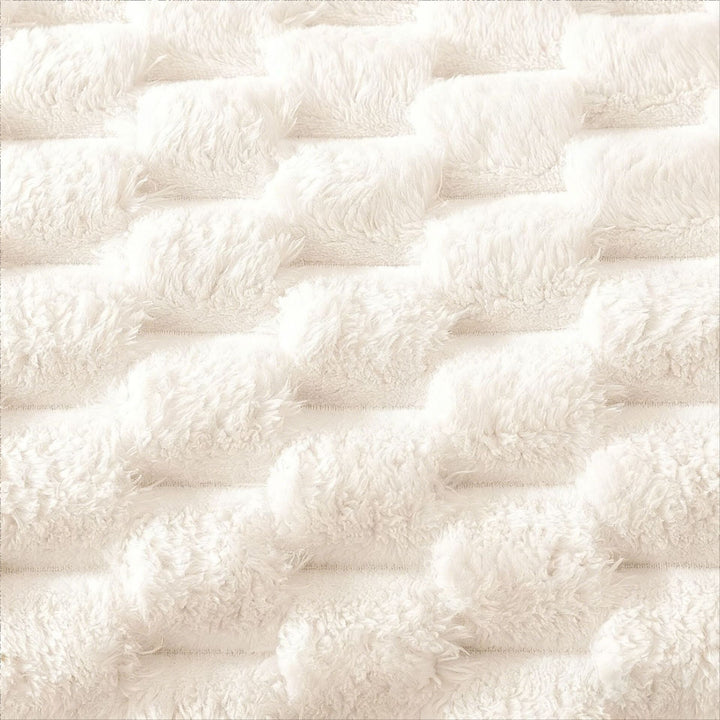 Plush Textured Decorative Throw Blanket