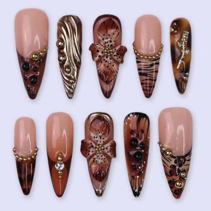 Artistic Floral and Star-Embellished Press-On Nail Set Kalsten