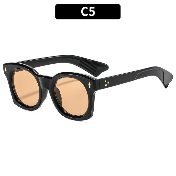 Stylish Retro-Inspired Round Frame Sunglasses
