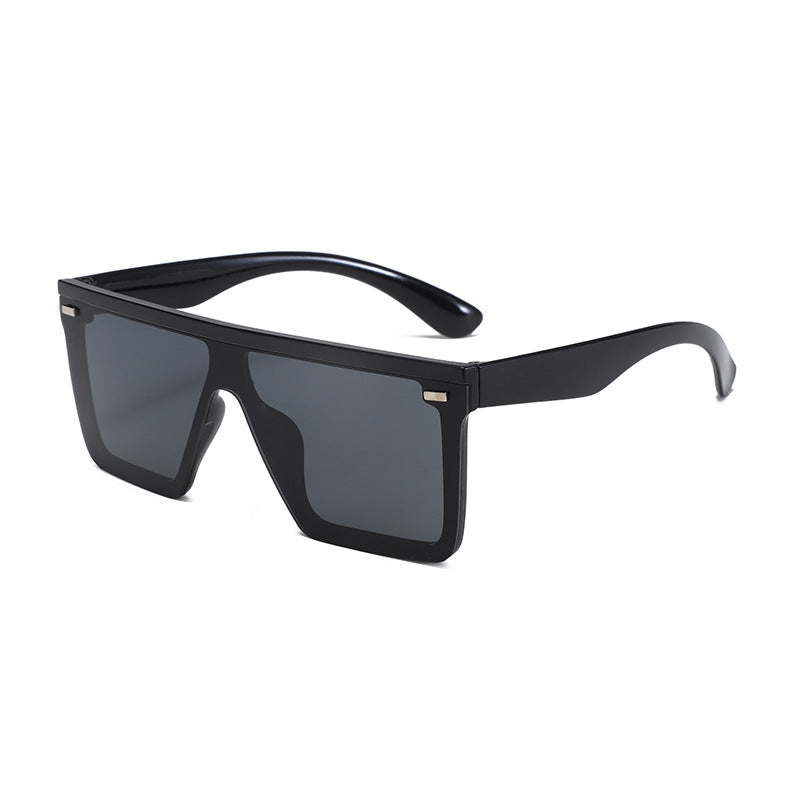 Women's Sporty Oversized Sunglasses with Modern Frame Kalsten