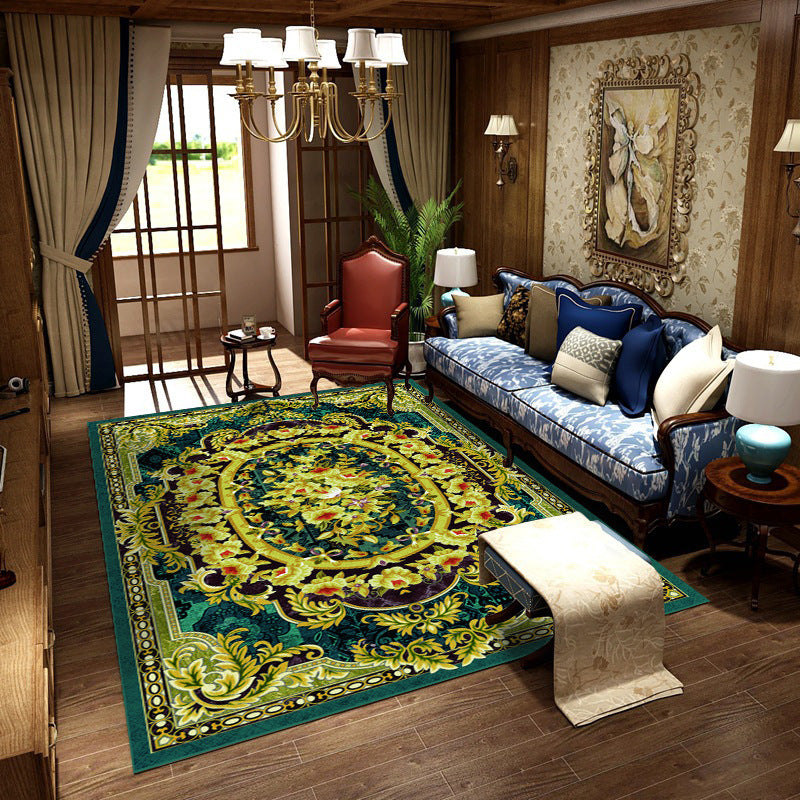 Elegant Vintage-Inspired Area Rug Kalsten