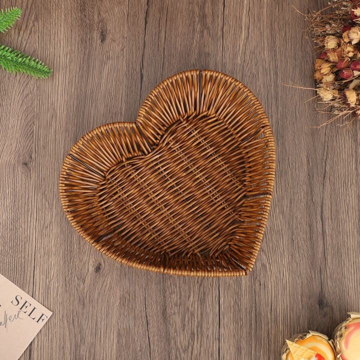 Decorative Heart-Shaped Kalsten