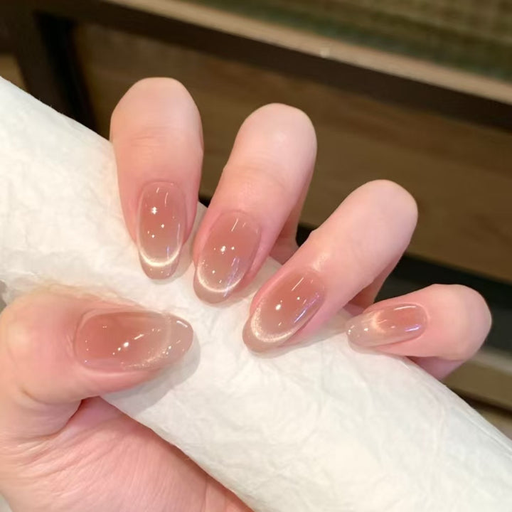 Artificial nails with elegant French tip design Kalsten