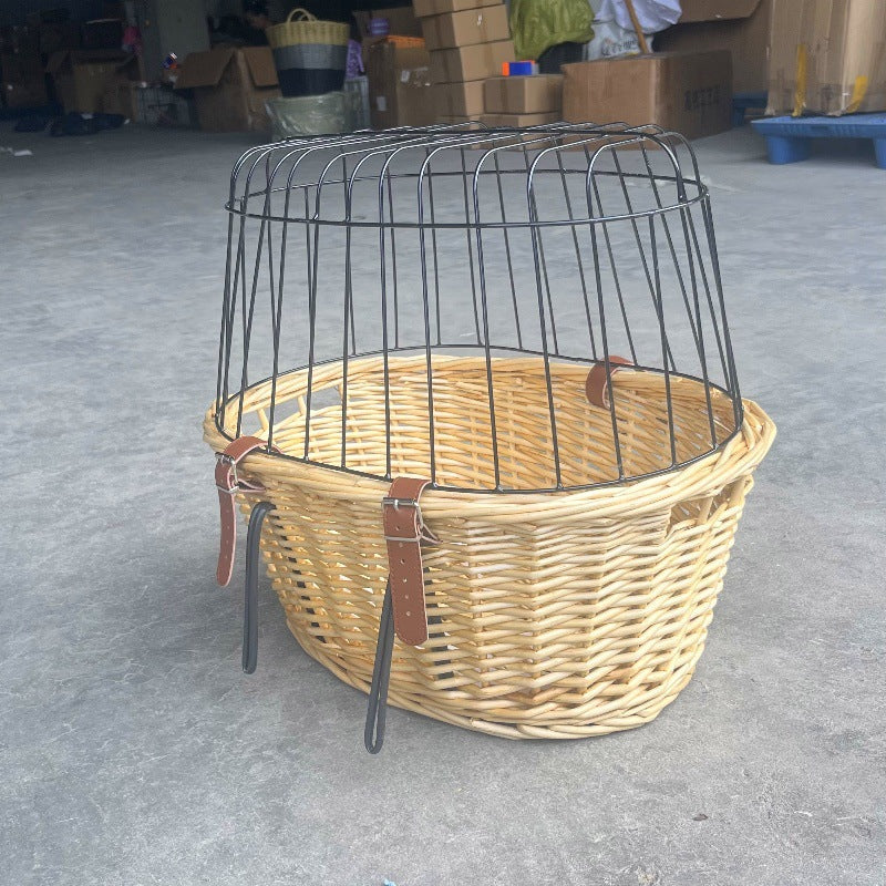 woven rattan bicycle front basket with quick-release mounting system Kalsten
