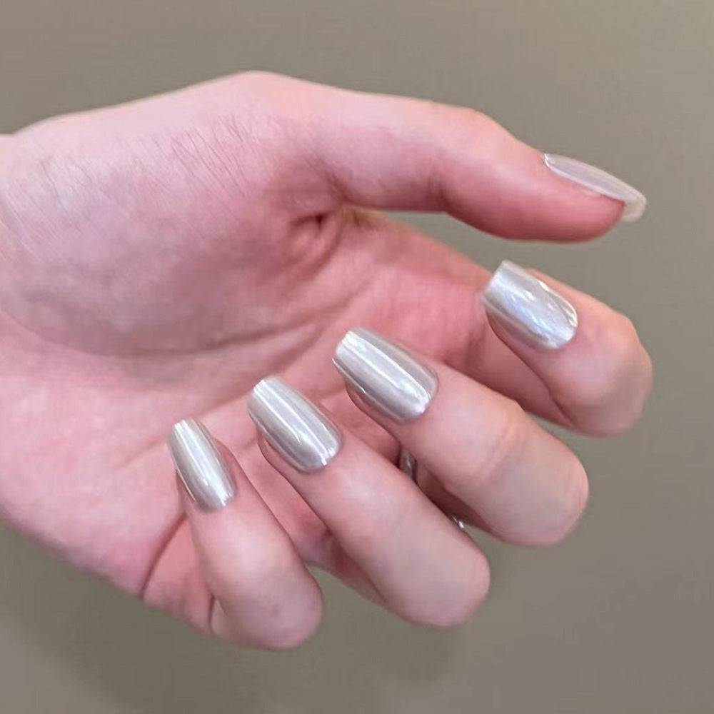 Artificial nail art with shiny surface Kalsten