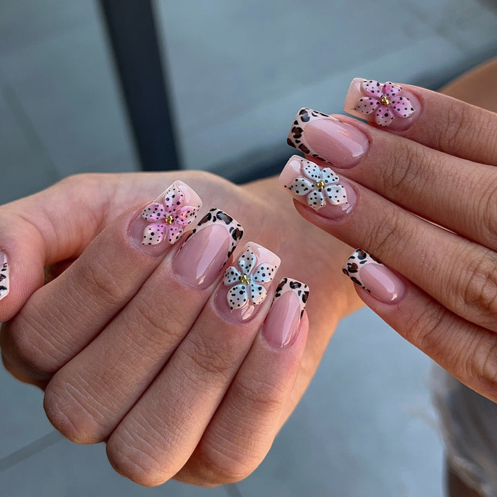 Decorative Floral Acrylic Nail Art Set Kalsten