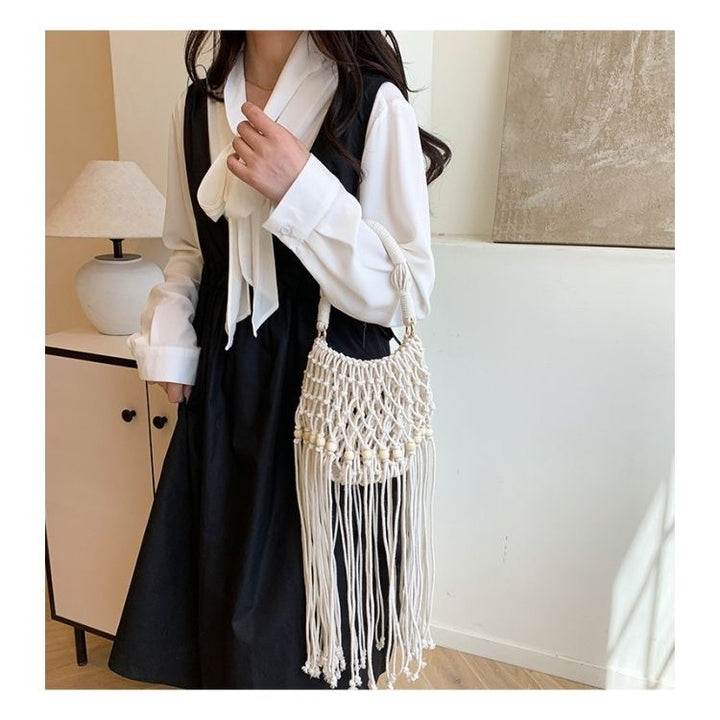 Hand-knotted shoulder bag with tassels Kalsten