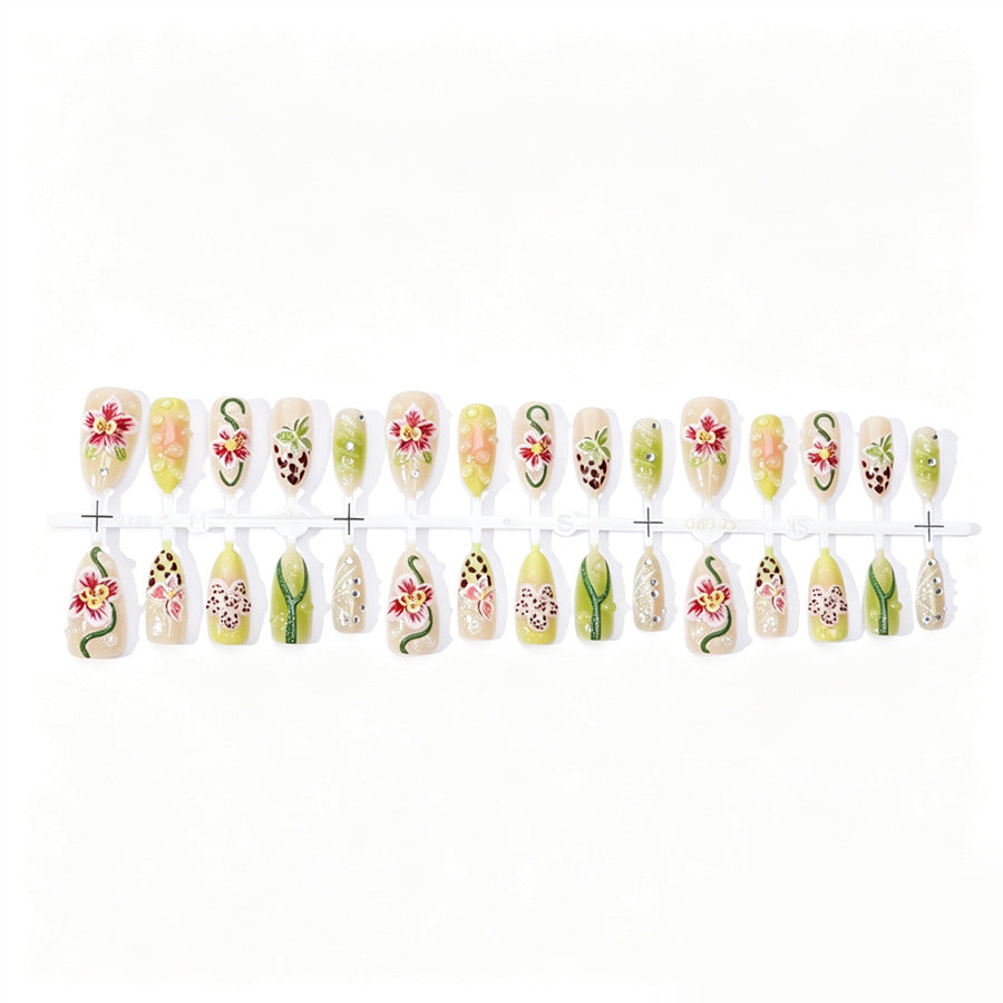 Decorative Floral 3D Nail Art Set Kalsten