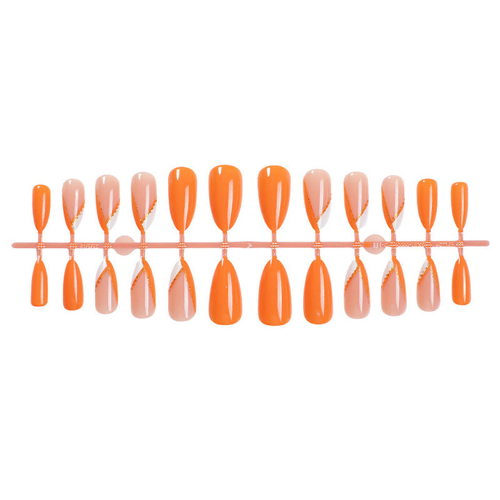 Nail set with elegant matte finish and golden accents Kalsten
