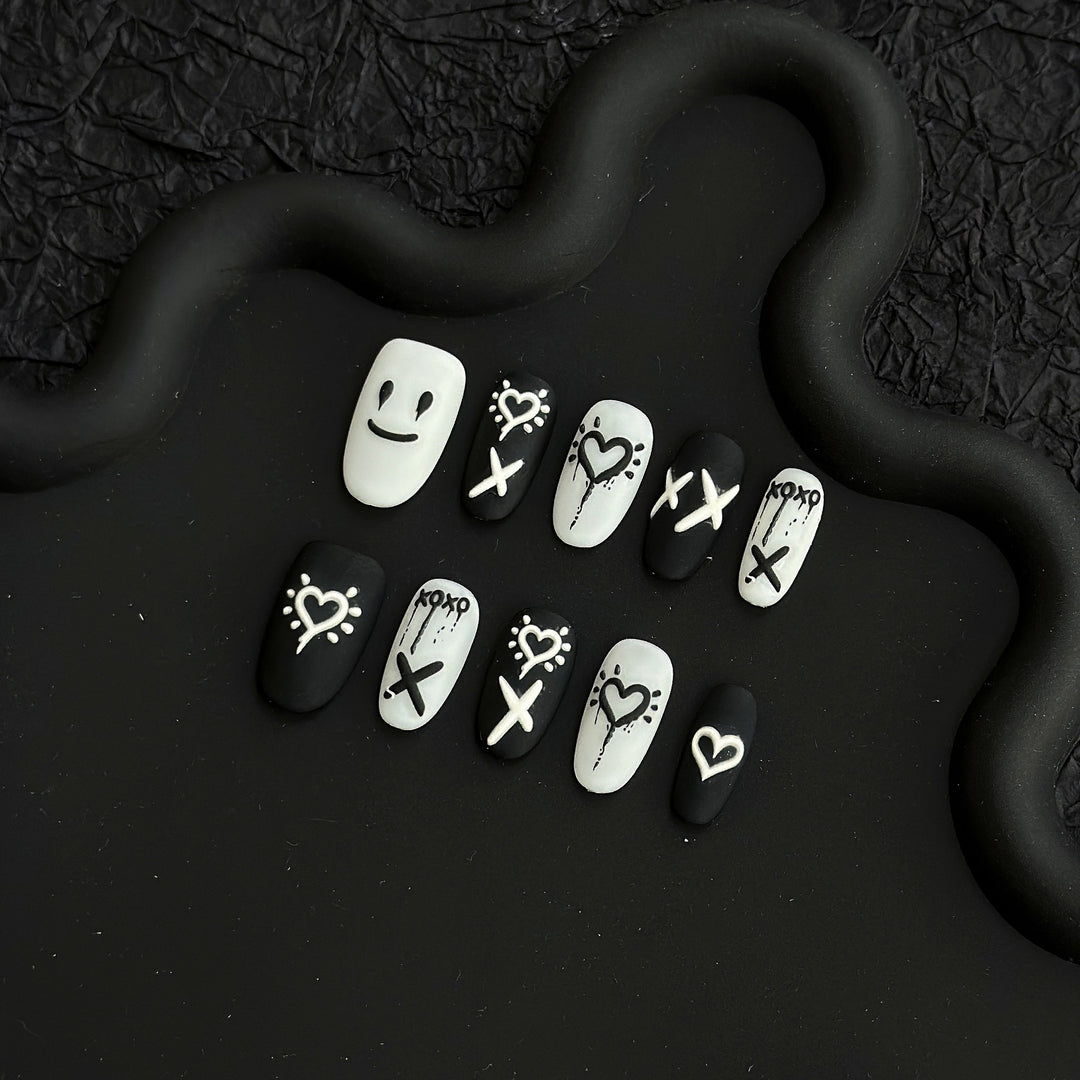 Creative Graphic Press-On Nails