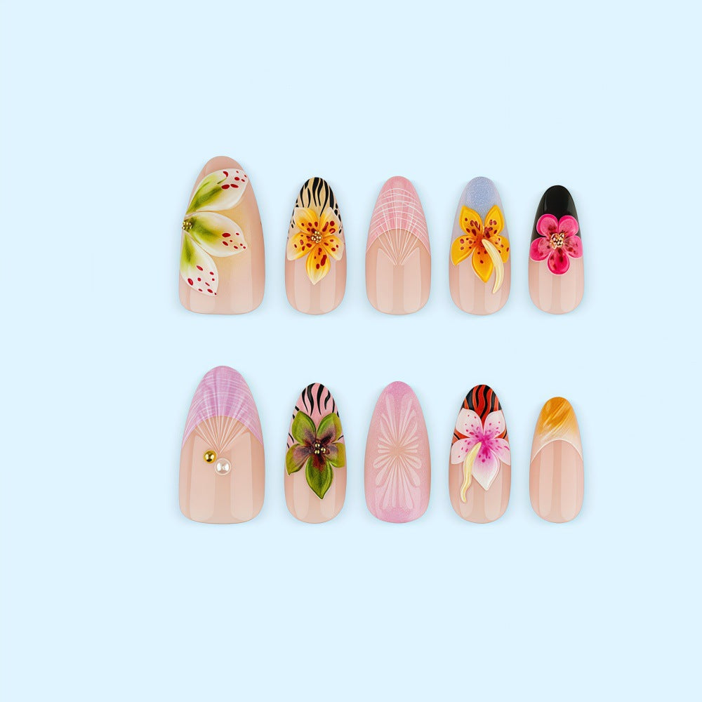Artificial nails with floral design and 3D applications Kalsten