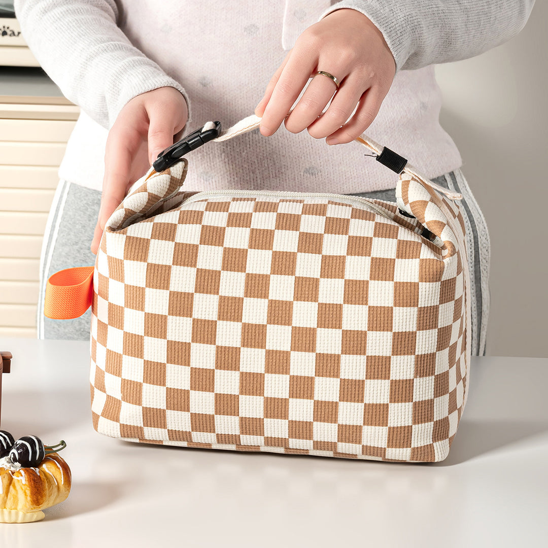 Insulated Lunch Carrier Bag with Fun Strawberry Design Kalsten