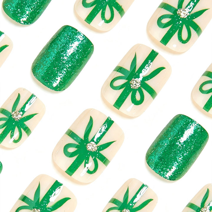 Festive Holiday-Themed Press-On Nail Art Set Kalsten