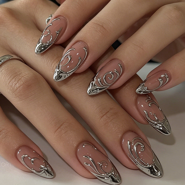 Elaborate Sculpted Press-On Nail Art Kalsten