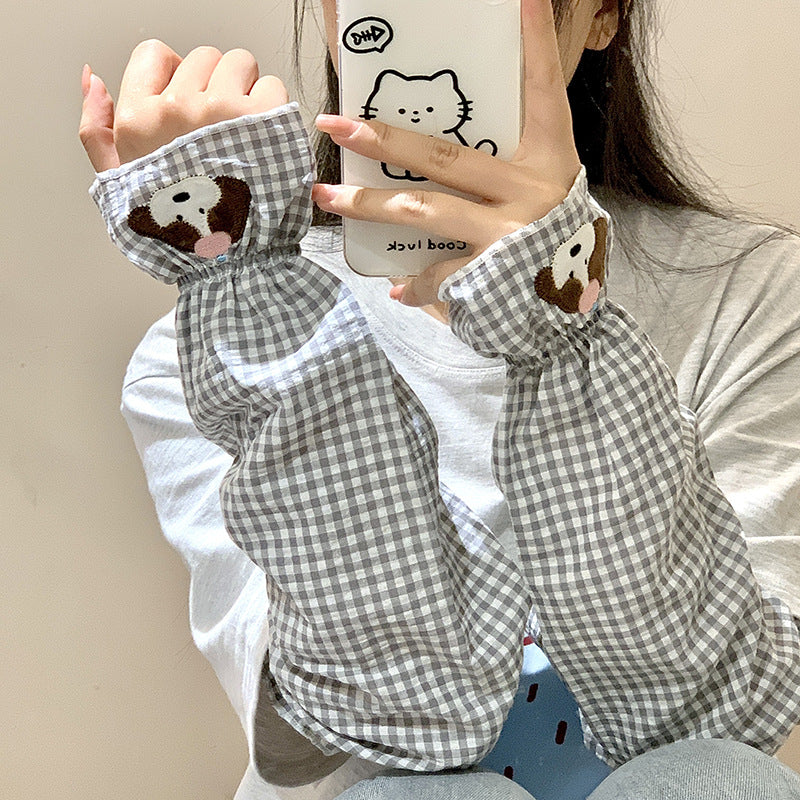 Arm cuffs with sweet dog appliqué design Kalsten