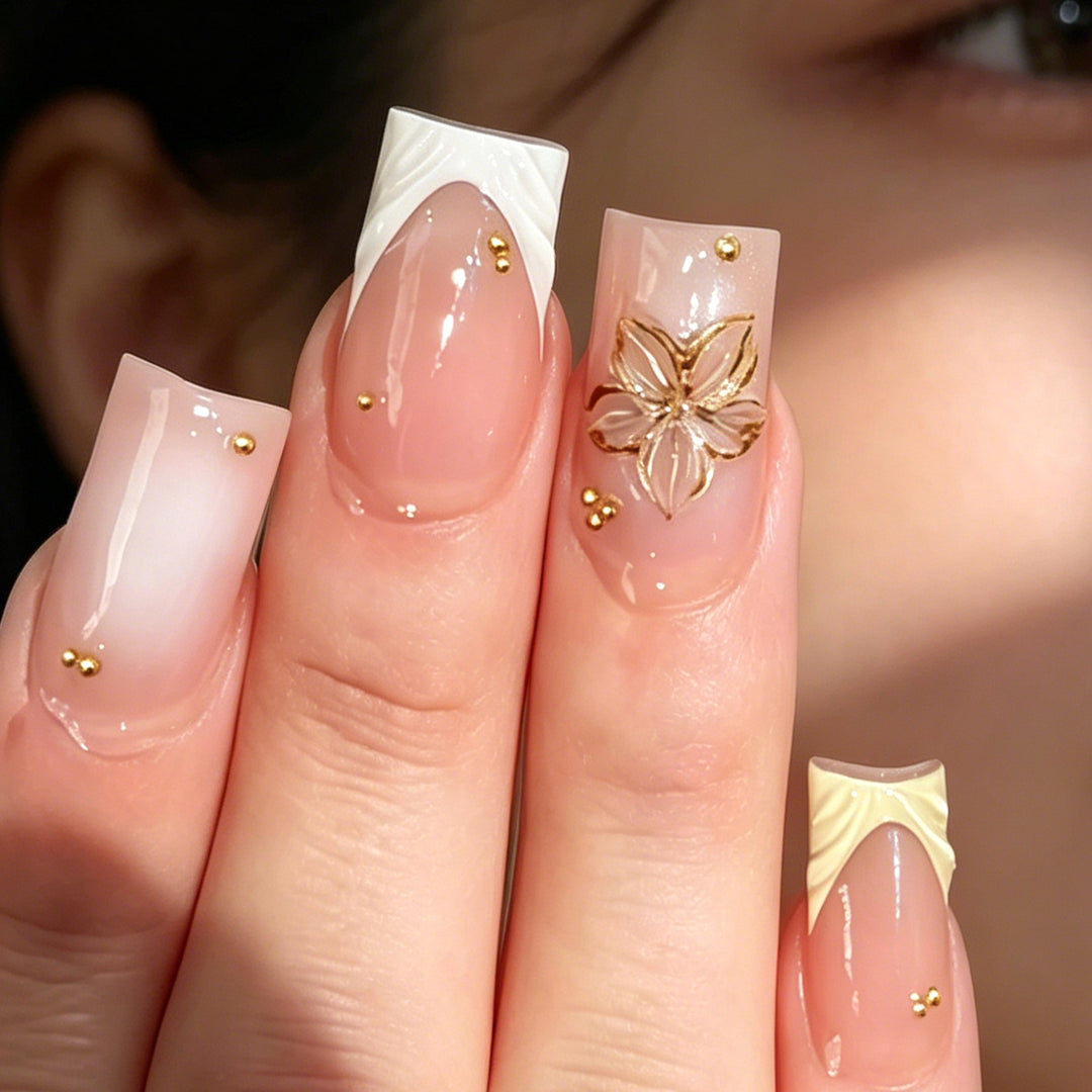 Elegant Floral Accent Press-On Nails Kalsten