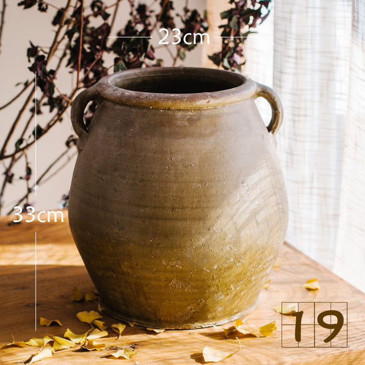 Rustic ceramic pot with handmade design Kalsten