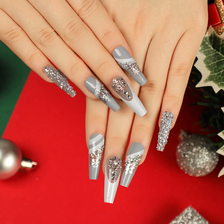 Elegant Artificial Nails with Glitter and Snow Design Kalsten
