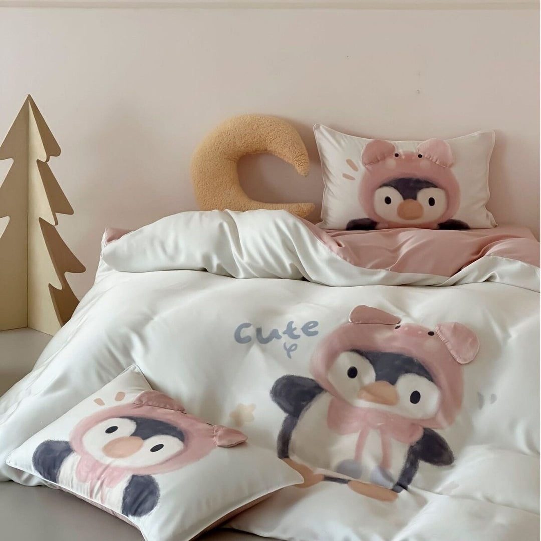 Child bedding set with cute penguin design made of soft cotton satin and extra soft pillow
