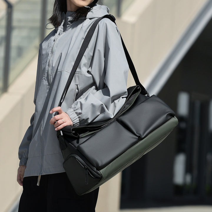 Versatile Multi-Pocket Messenger Bag Kalsten